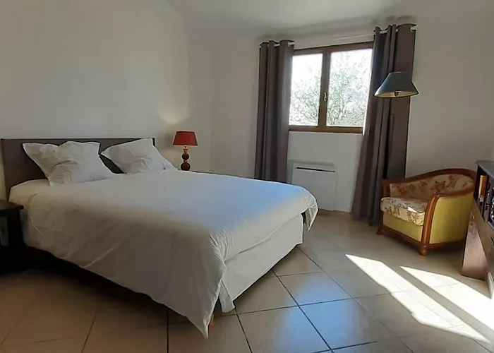 펜션 La Maison De Maitre Meunier Saint-Pierre-de-Bat